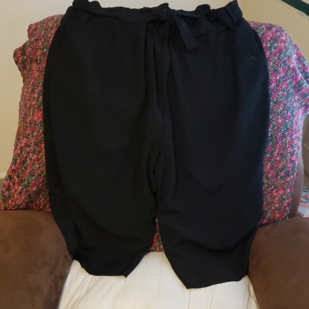 Wide leg capris
